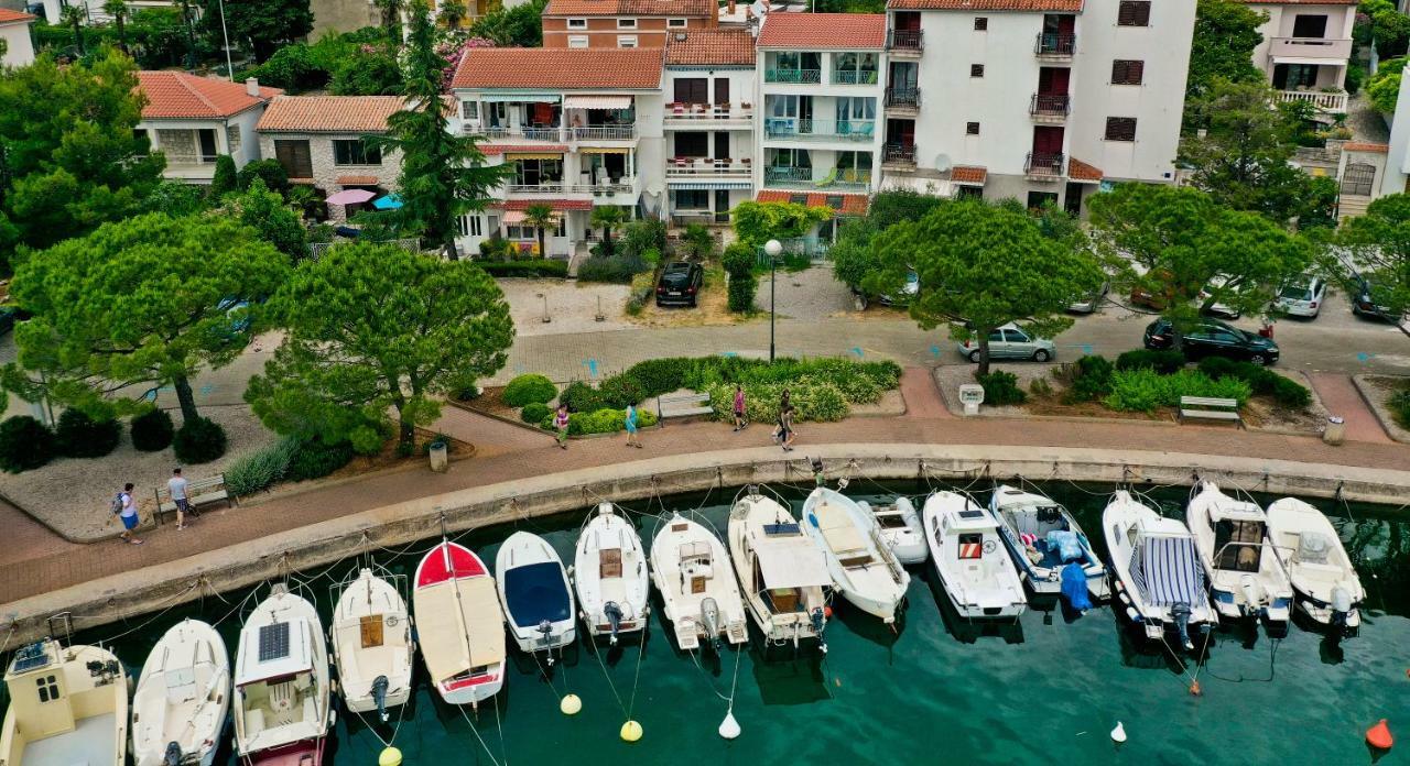 Apartments Nika Crikvenica Buitenkant foto