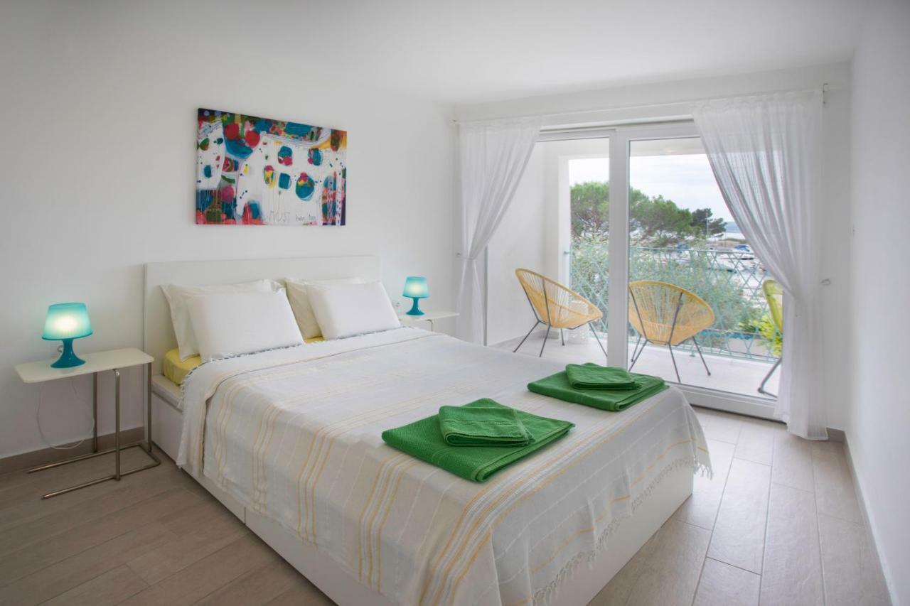 Apartments Nika Crikvenica Buitenkant foto
