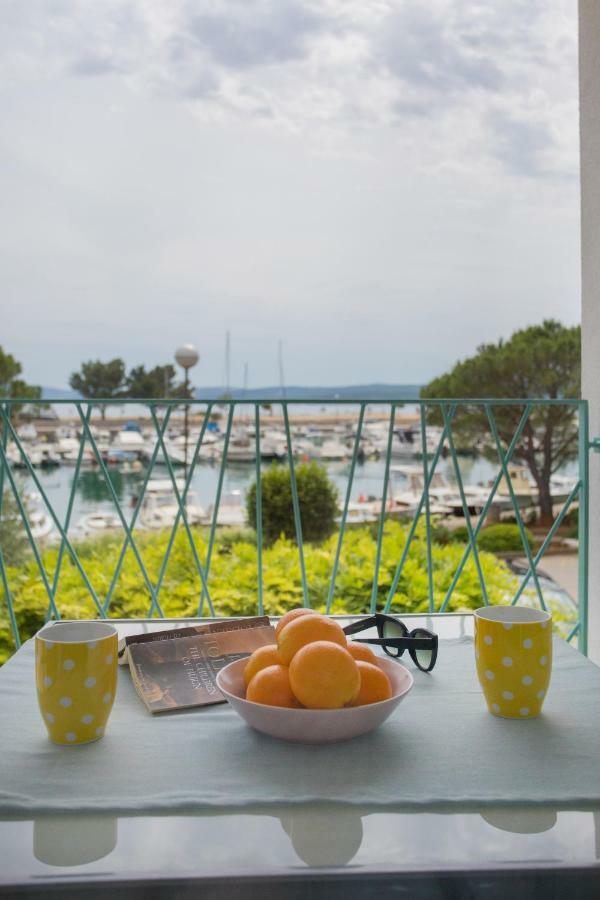 Apartments Nika Crikvenica Buitenkant foto