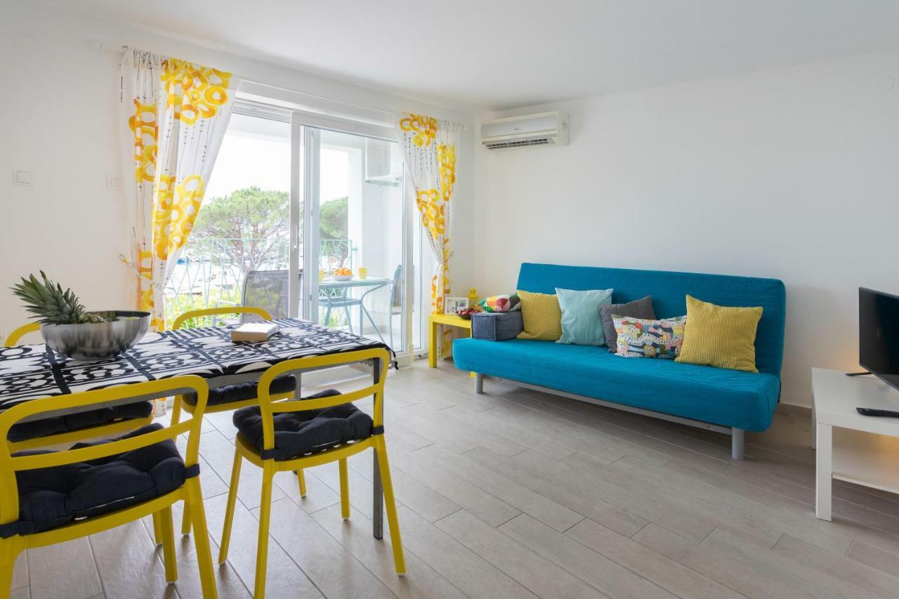 Apartments Nika Crikvenica Buitenkant foto